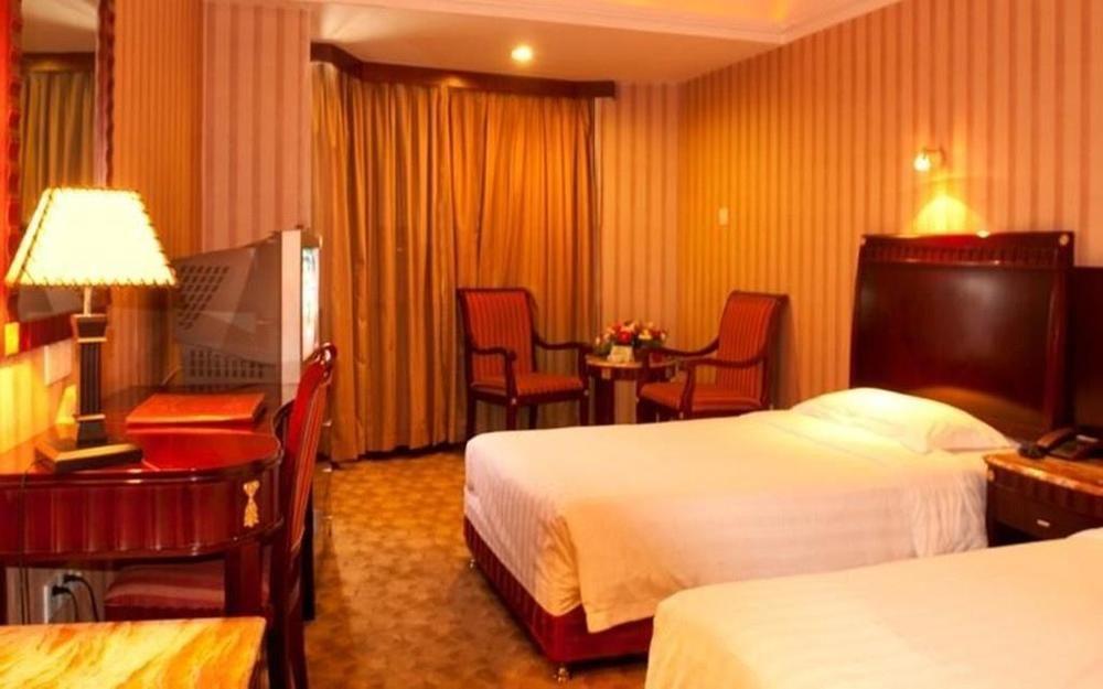 Chengdu Grand Hotel ภายนอก รูปภาพ